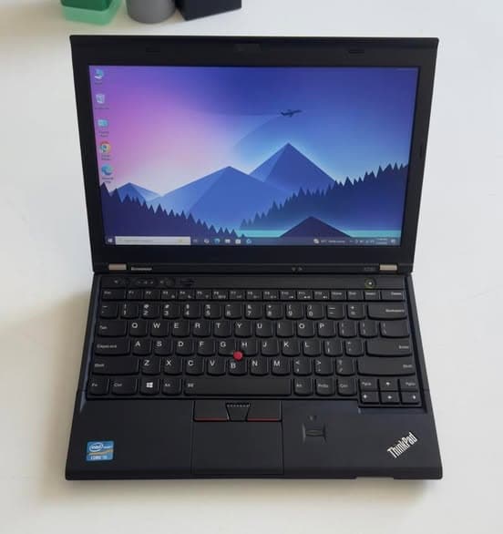 Lenovo ThinkPad X230 | Core i5 | 8GB RAM | 180GB SSD - Image 1