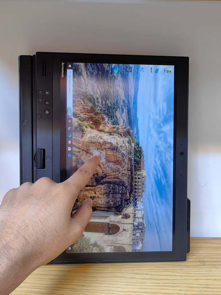 Lenovo Thinkpad X220 Tablet 2nd gen i3 , 4gb ram,500gb hdd, 12.5 inch screenTouch Laptop. - Image 1